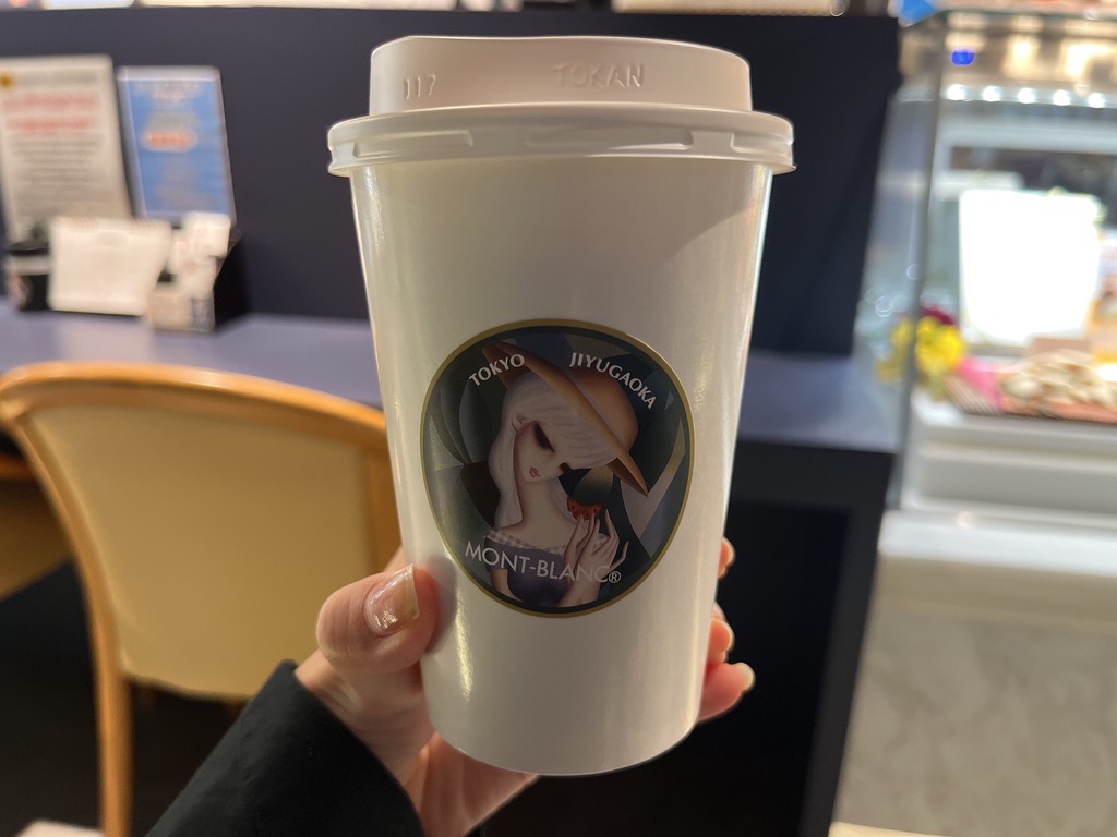 東京自由が丘モンブランのカフェラテ